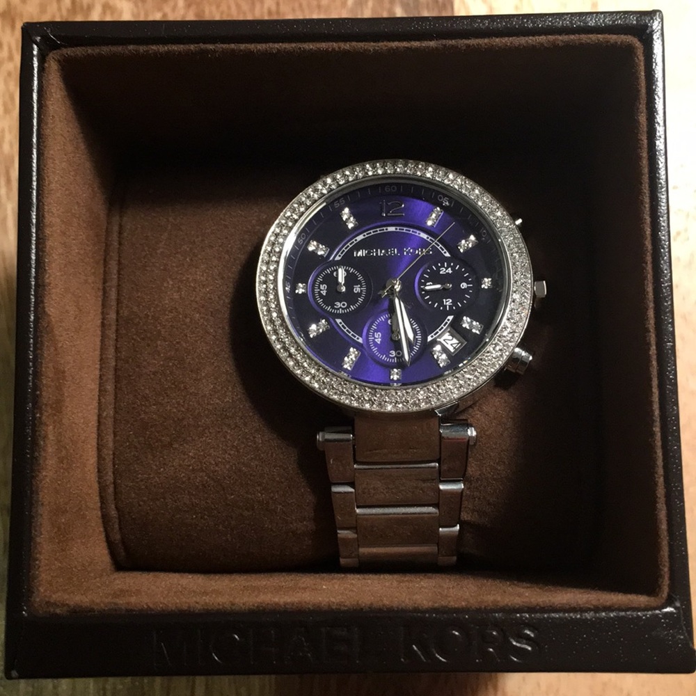 MK gorgeous blue & silver watch